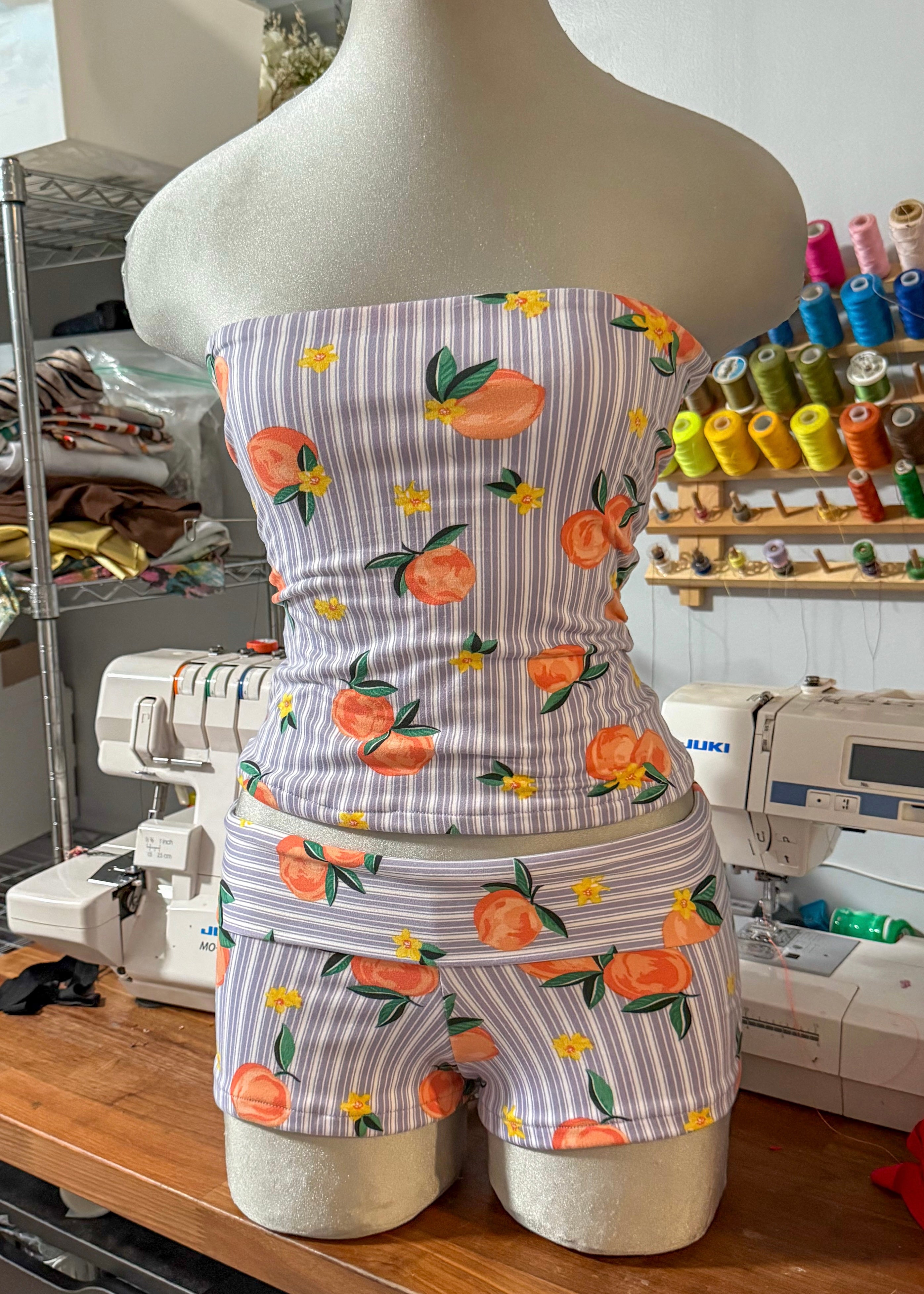 Peachy Shorts Set - 1 of 1 (SIZE M/L)