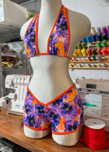 V Cut Shorts Kini - 1 of 1 (SIZE M)