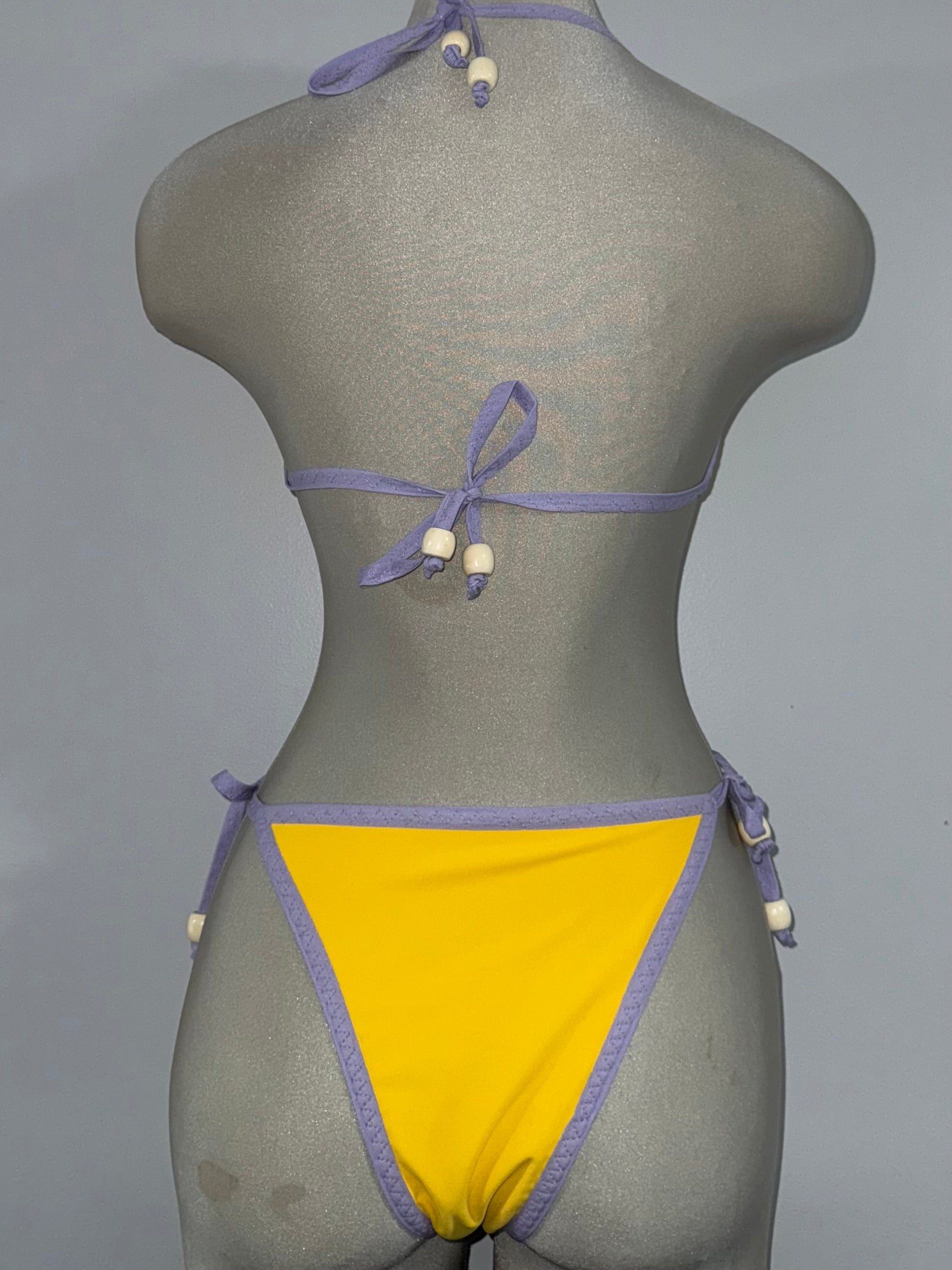 Reversible Yellow Kini - 1 of 1 (SIZE M)